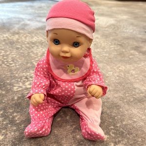 CUTE LITTLE BABY DOLL WITH HAT BIB AND ONESIE